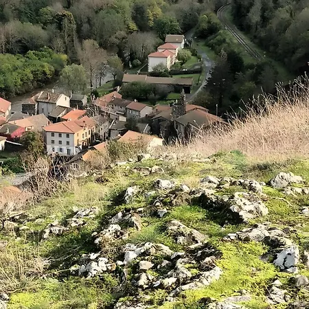 5 Personnes à Madènes *